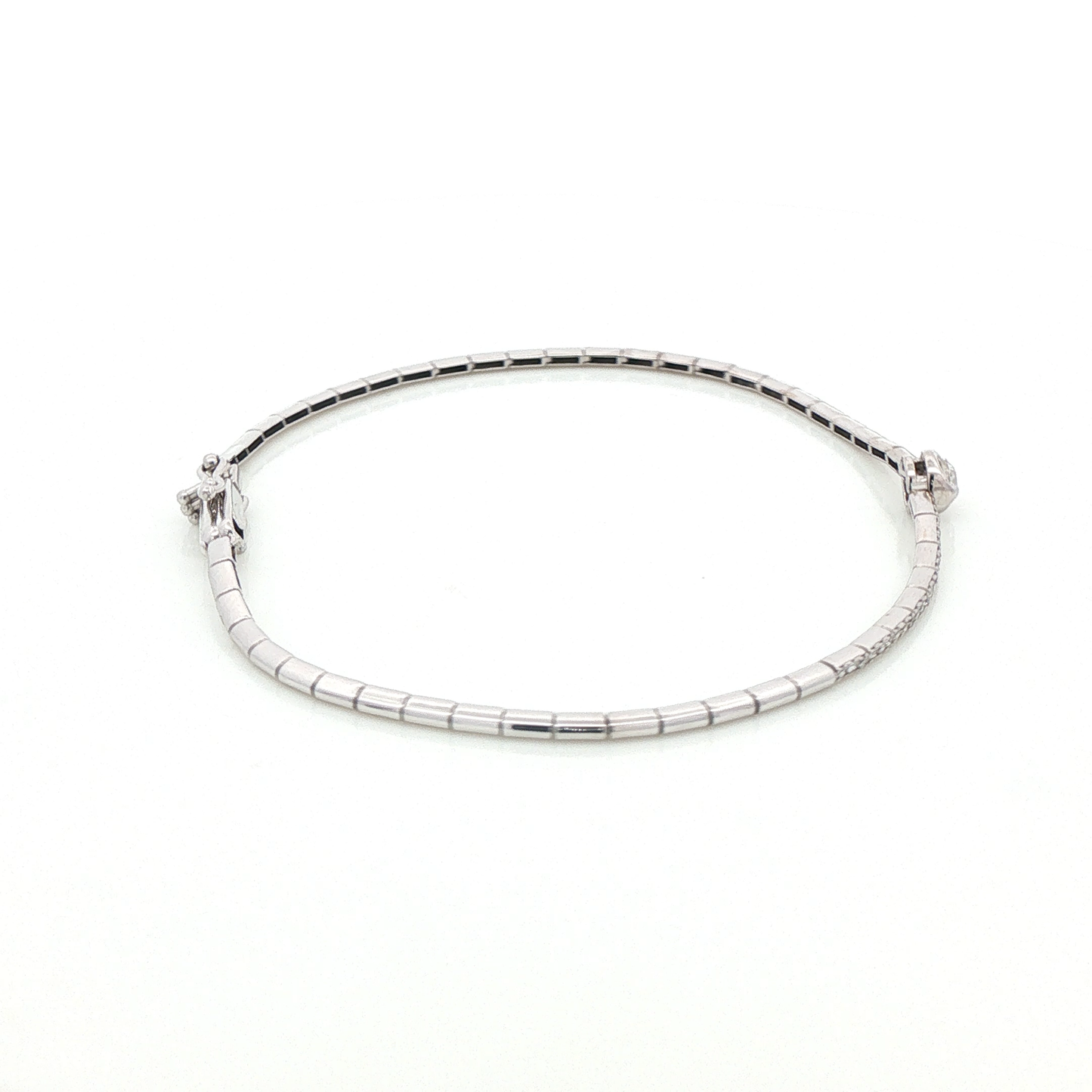 MB0025
